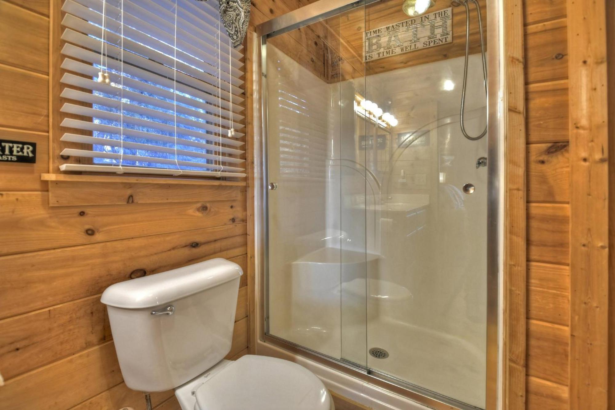 Villa Talking Leaves Hot Tub Firepit And Comfy King Beds Ellijay Esterno foto
