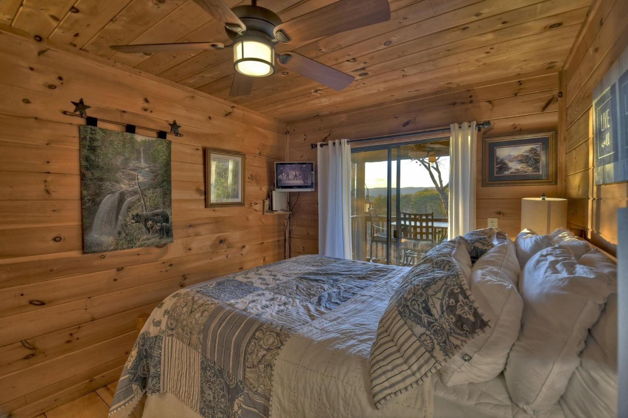 Villa Talking Leaves Hot Tub Firepit And Comfy King Beds Ellijay Esterno foto